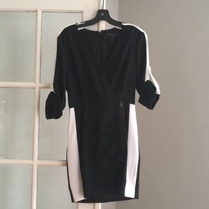 BCBGMaxAzria Size 0 Black Dress with White Panel